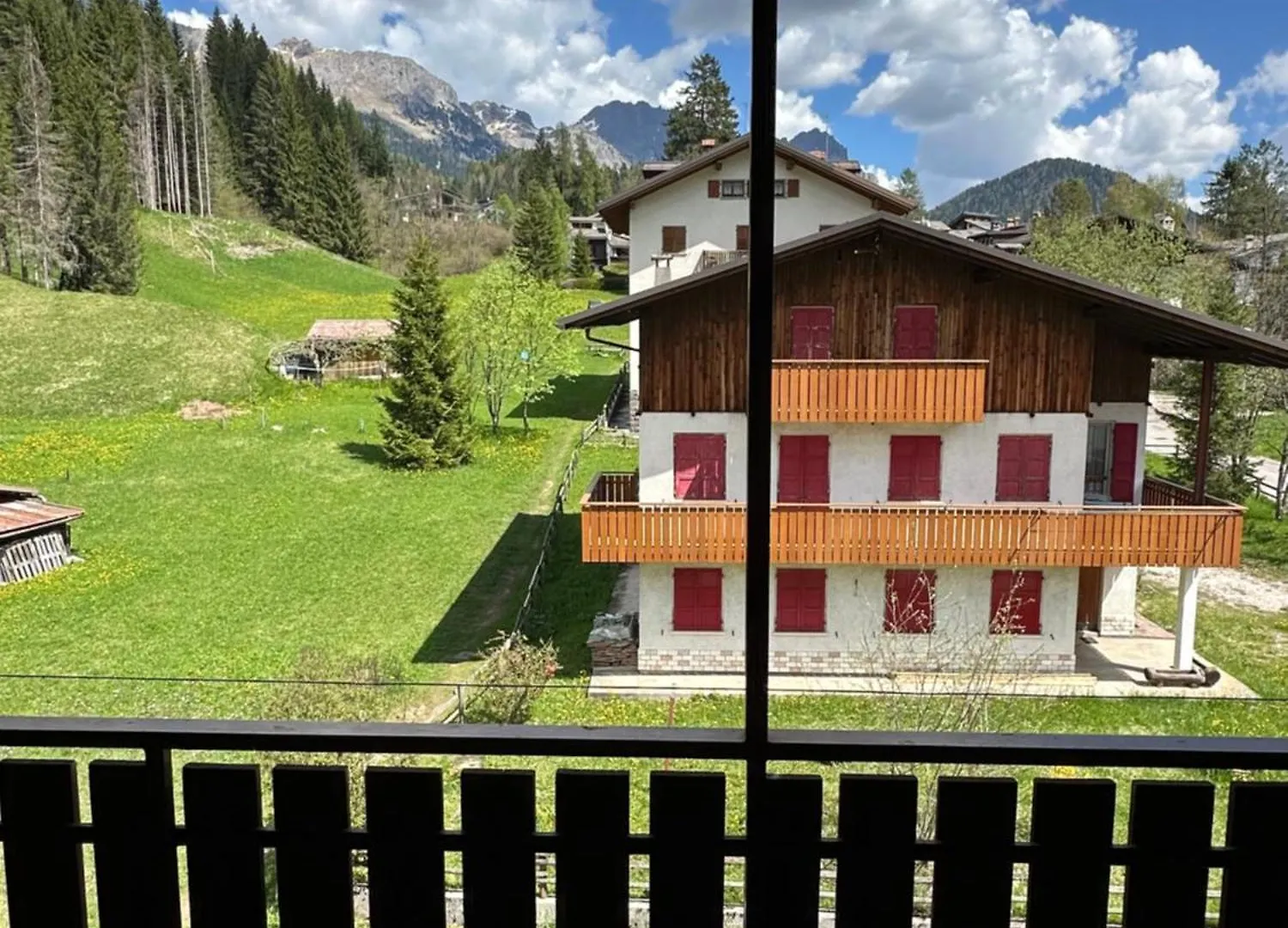Mansarda Nelle Dolomiti Apartment Falcade Italy